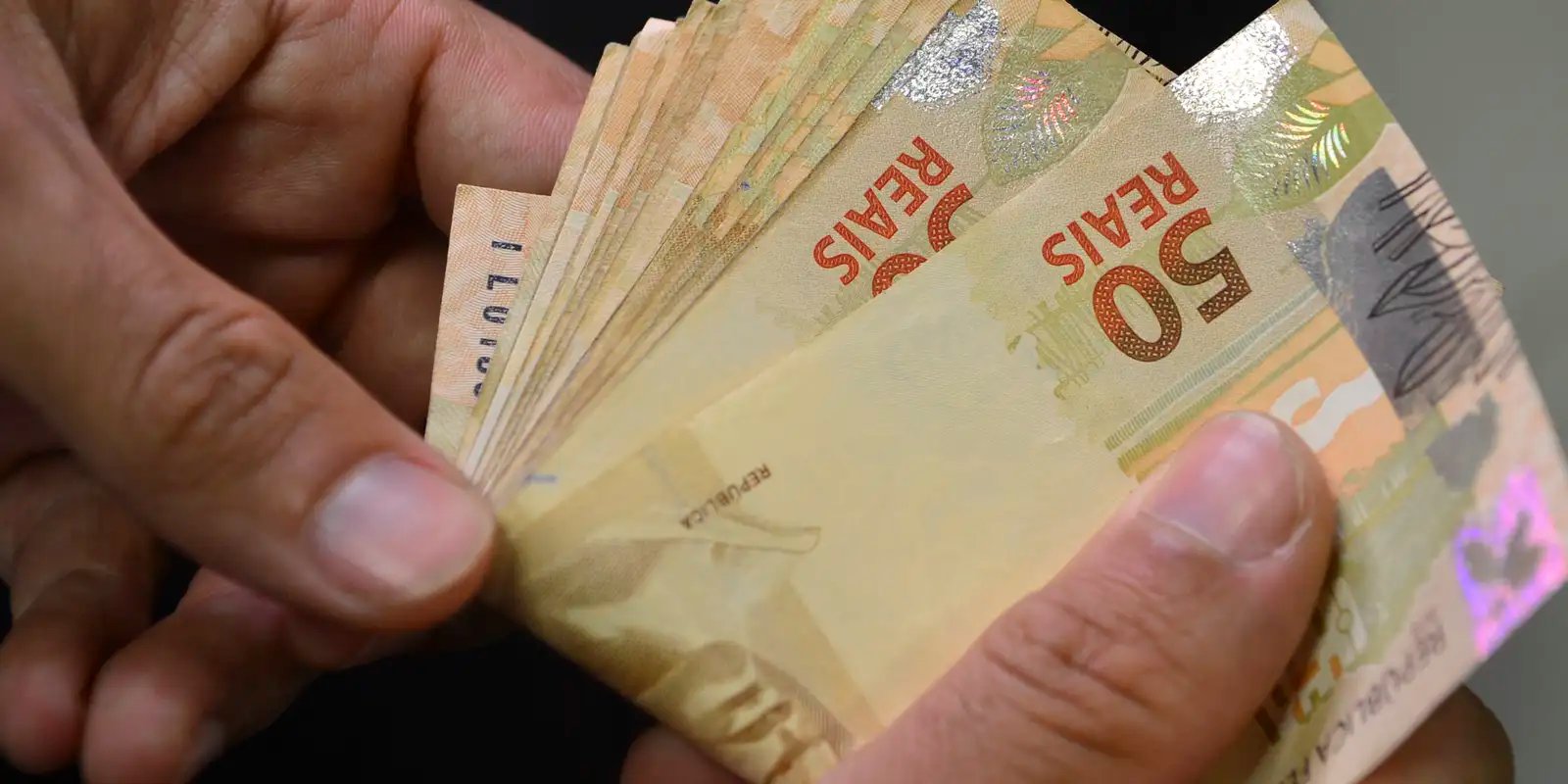 É falso que novo cadastro vai aumentar imposto de aluguel, diz governo