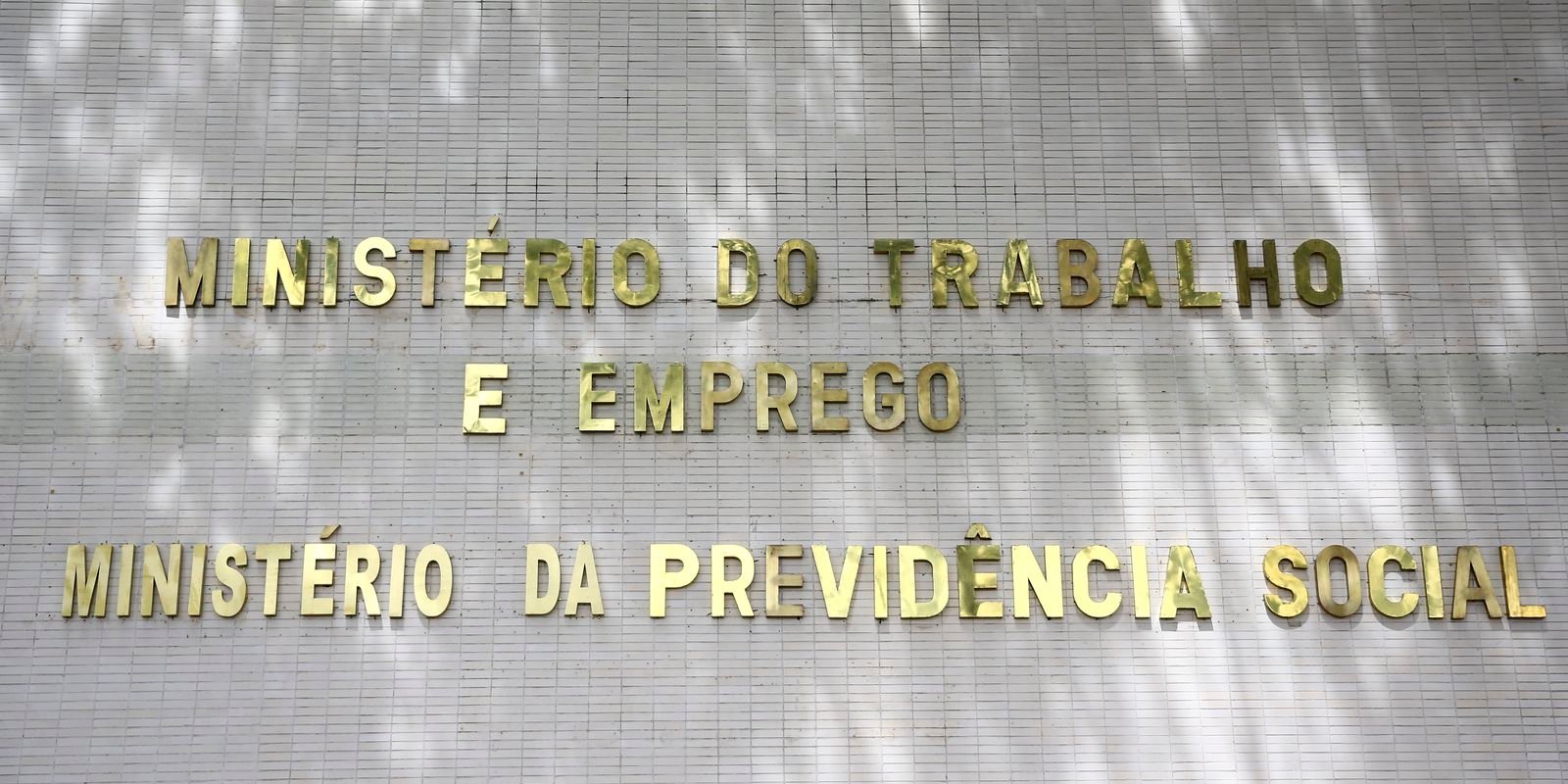 Prazo para divulgar relatório de transparência salarial acaba hoje
