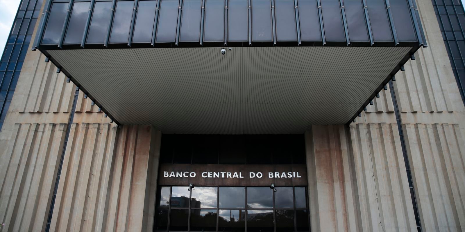 Banco Central oficializa liquidação da Master Corretora