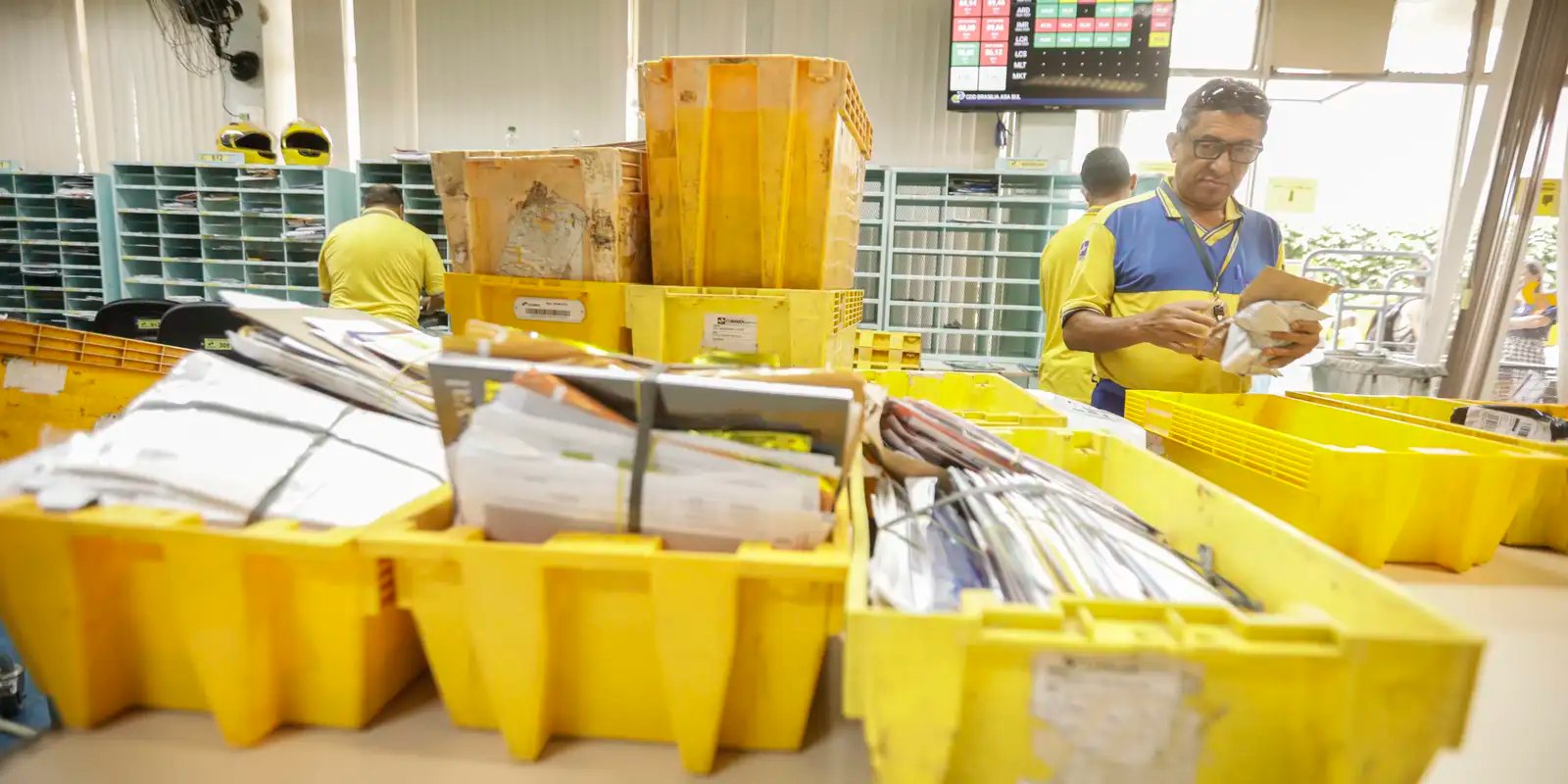 Haddad condiciona apoio financeiro aos Correios a plano de recuperação