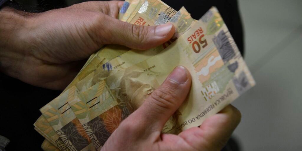 Consulta ao Abono Salarial estará disponível a partir de amanhã