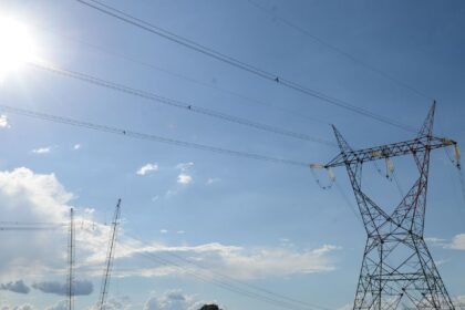 Aneel sorteia mais quatro lotes de transmissão de energia