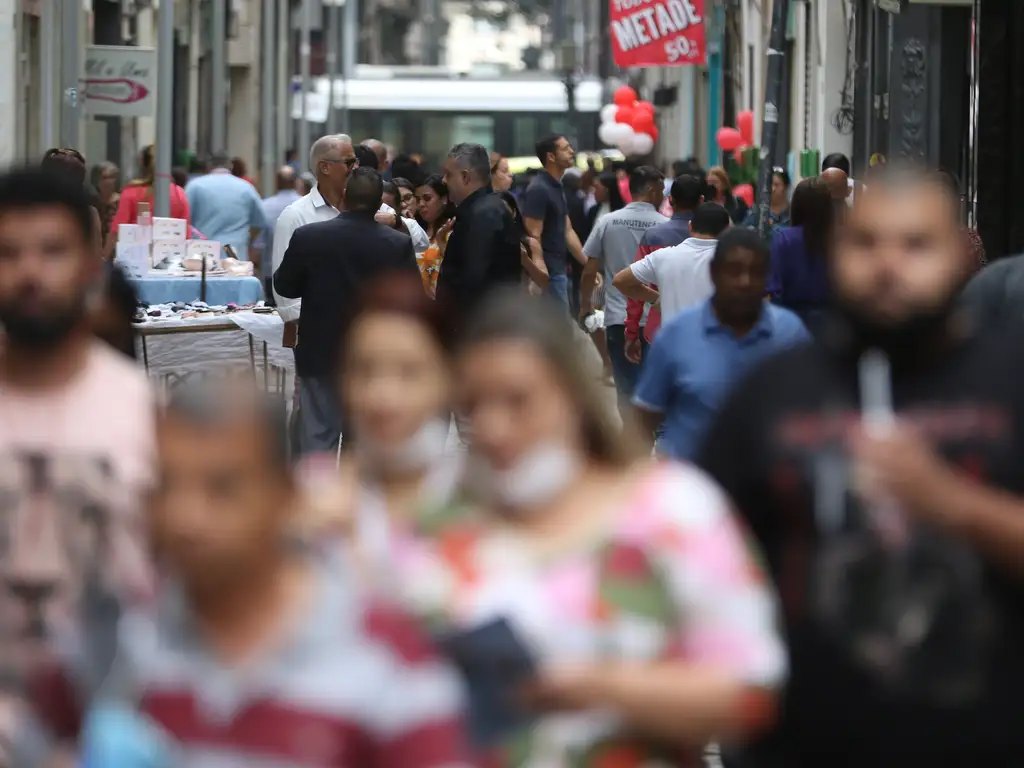 Conselho autoriza a liberação de R$ 13 bilhões do FGTS para 138,2 milhões de cidadãos — Agência Gov