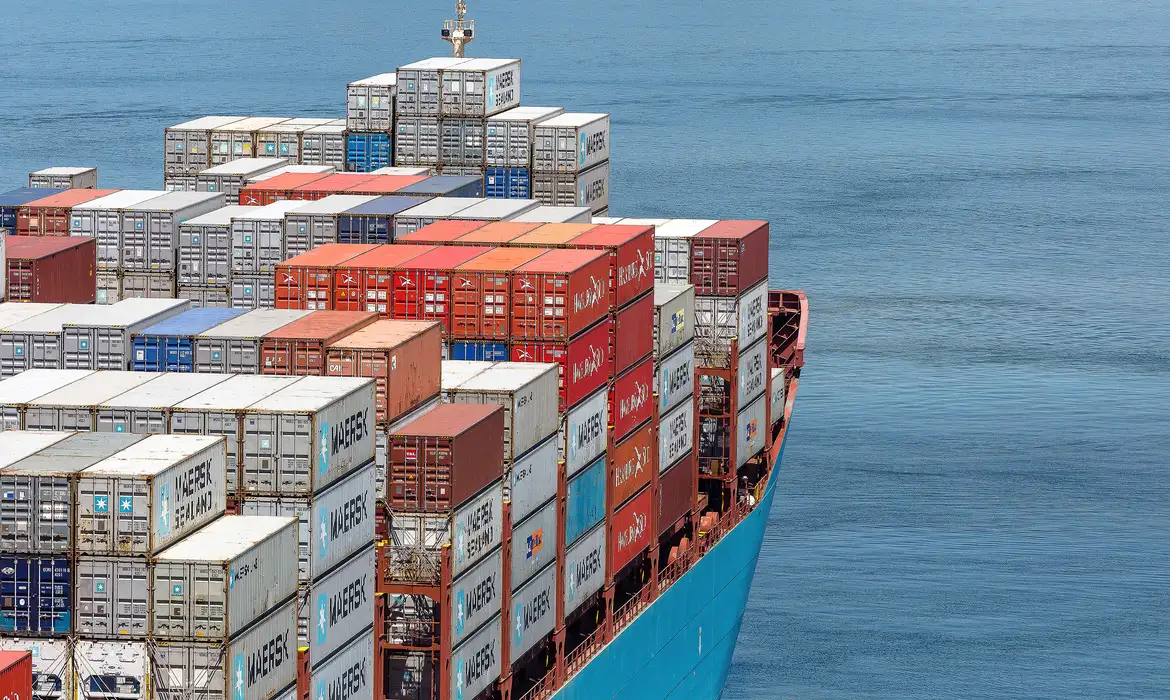 Superávit comercial aumenta 36,2% de janeiro até a quarta semana de julho — Agência Gov