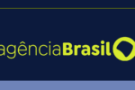 Dólar cai ao menor nível em três semanas; bolsa sobe 1,22%
