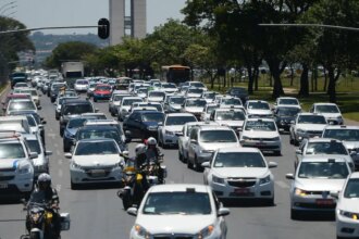 Crédito para carros de aplicativo tem teto elevado para R$ 200 mil