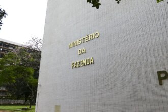 Governo Central tem superávit de R$ 10,8 bilhões em julho