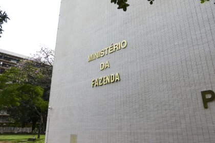 Governo Central tem superávit de R$ 10,8 bilhões em julho