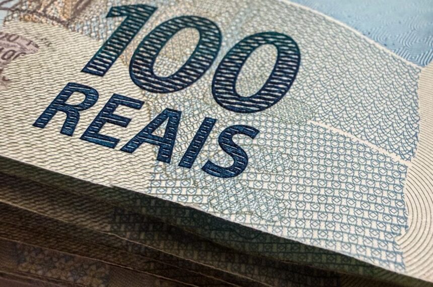 Mercado mantém estáveis projeções para inflação, juros, PIB e dólar