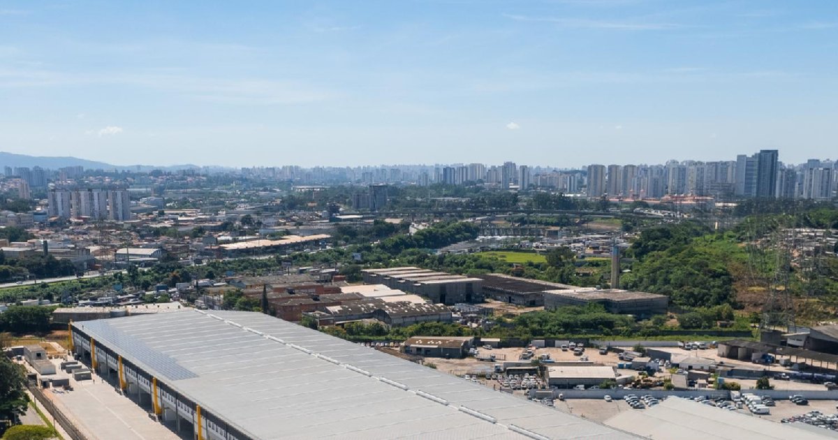 Capa do Relatório Gerencial de 08/2026 do BRCO11 (BRESCO LOGÍSTICA FUNDO DE INVESTIMENTO IMOBILIÁRIO RESPONSABILIDADE LIMITADA)