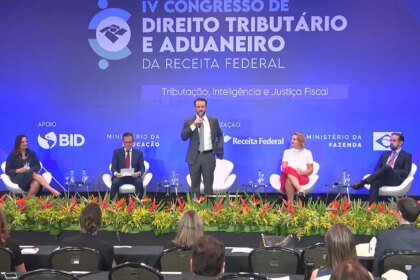 Durigan defende Receita como plataforma de inteligência do Estado