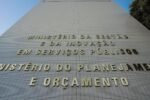 Governo libera R$ 5,2 bilhões para reforçar assistência social e saúde