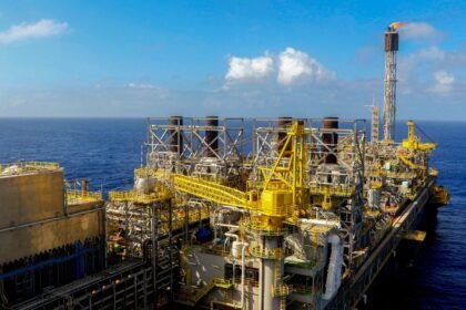 ANP espera leiloar mais de 320 blocos de petróleo nesta quarta